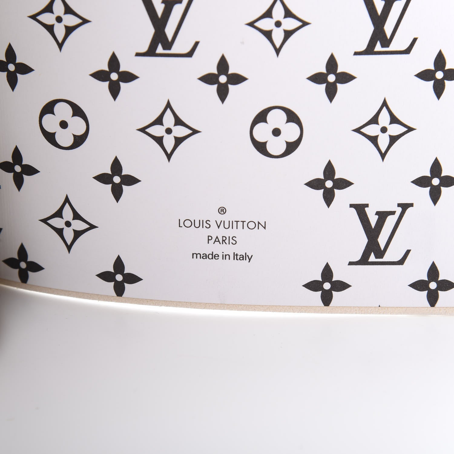 Louis Vuitton Monogram Giant Notebook Kaki Beige 6 of 6