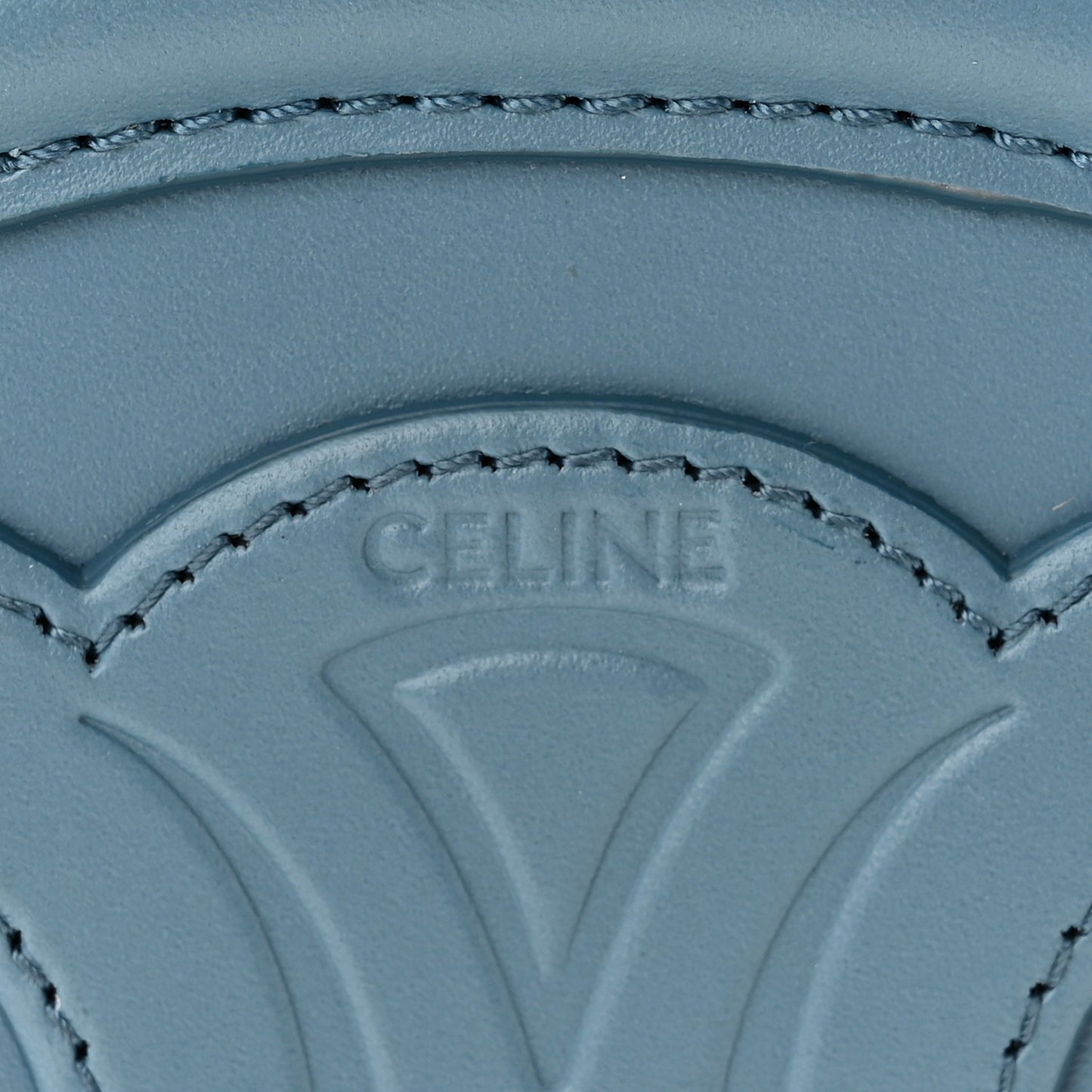 Smooth Calfskin Cuir Small Triomphe Oval Crossbody Purse Denim