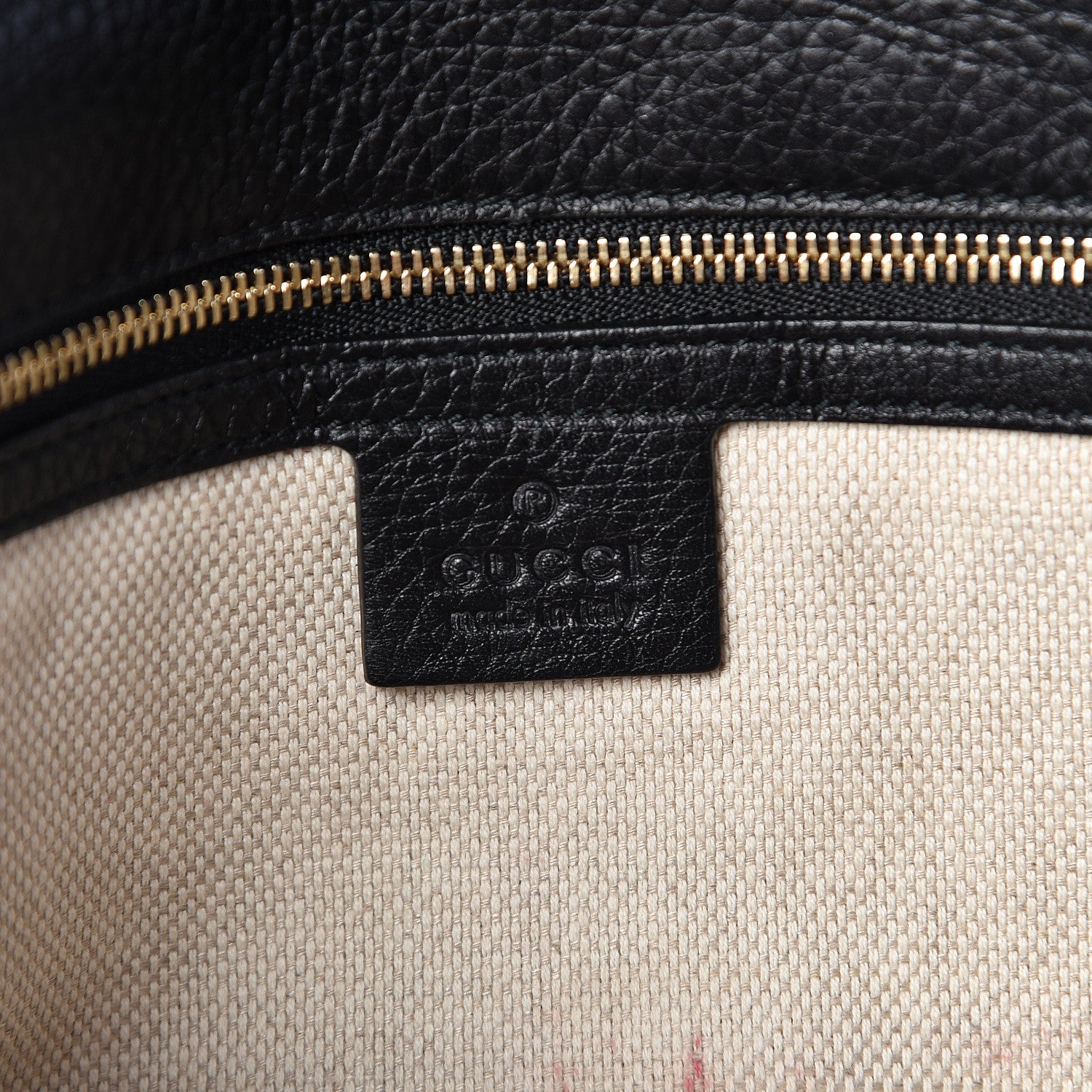 Gucci Pebbled Calfskin Medium Soho Clutch Black 6 of 10