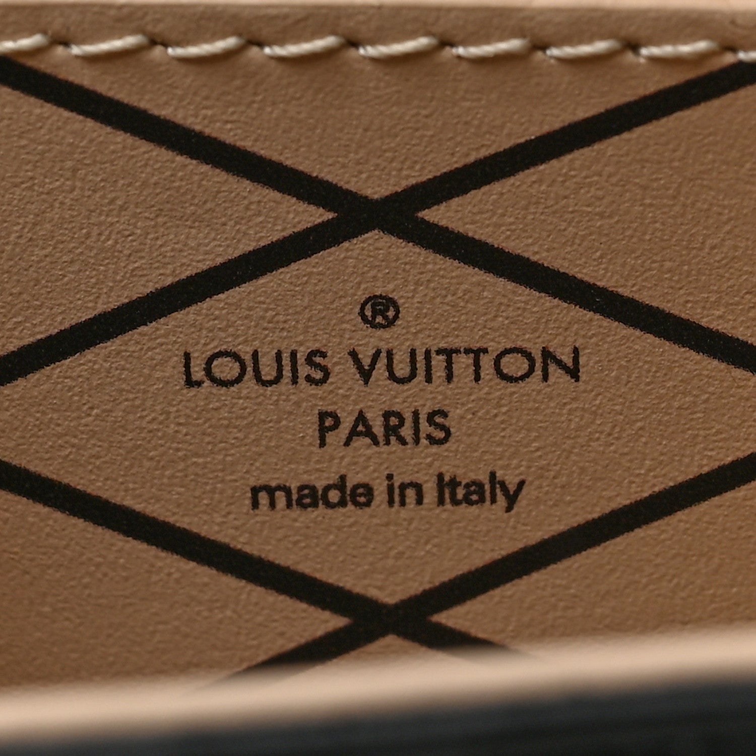 Louis Vuitton Epi Pochette Trunk Verticale Black 6 of 8