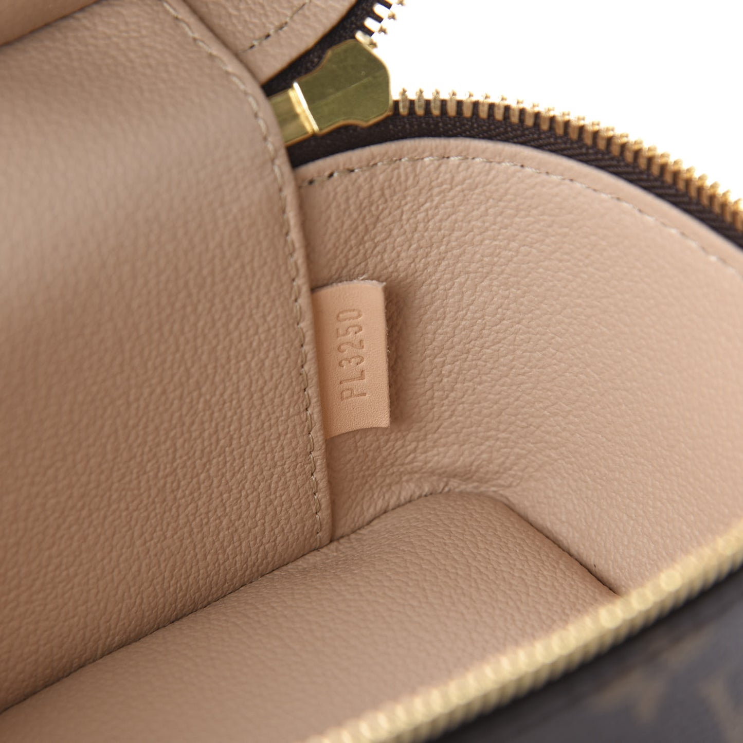 Monogram Nano Nice