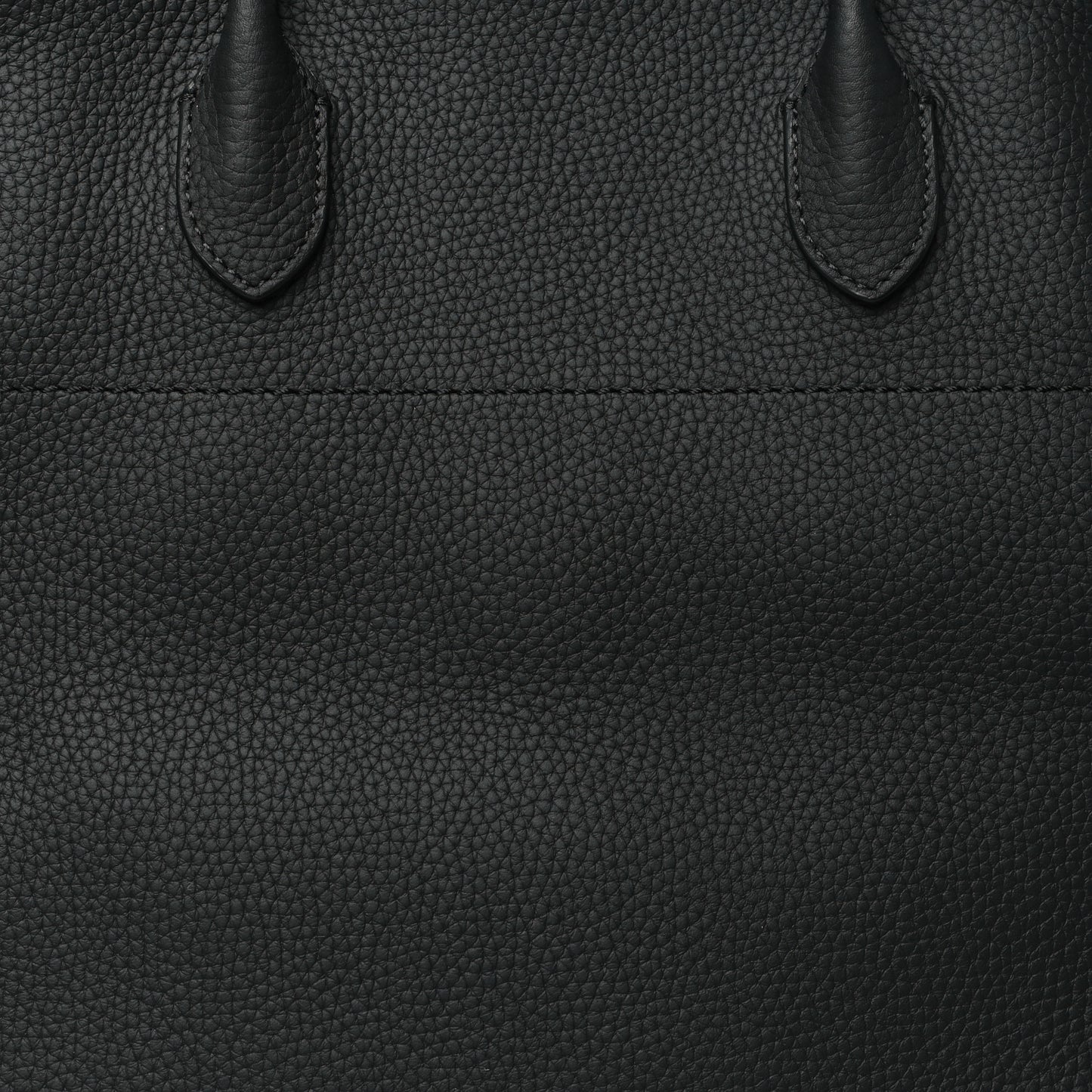Matte Grained Calfskin Soft Margaux 15 Black