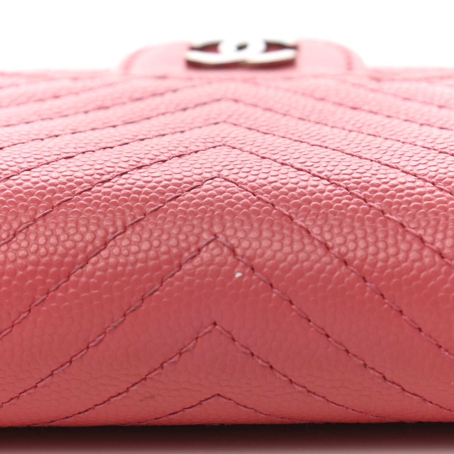 Caviar Chevron Quilted Large Gusset Flap Wallet Pink