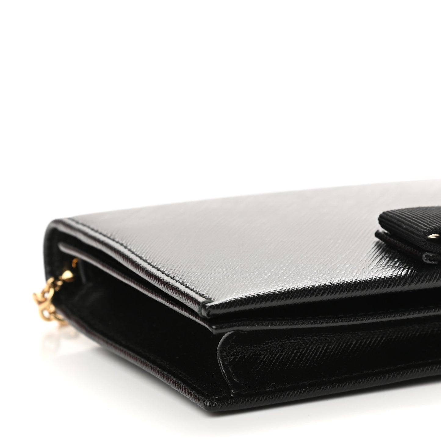 Calfskin Vara Wallet On Chain Black