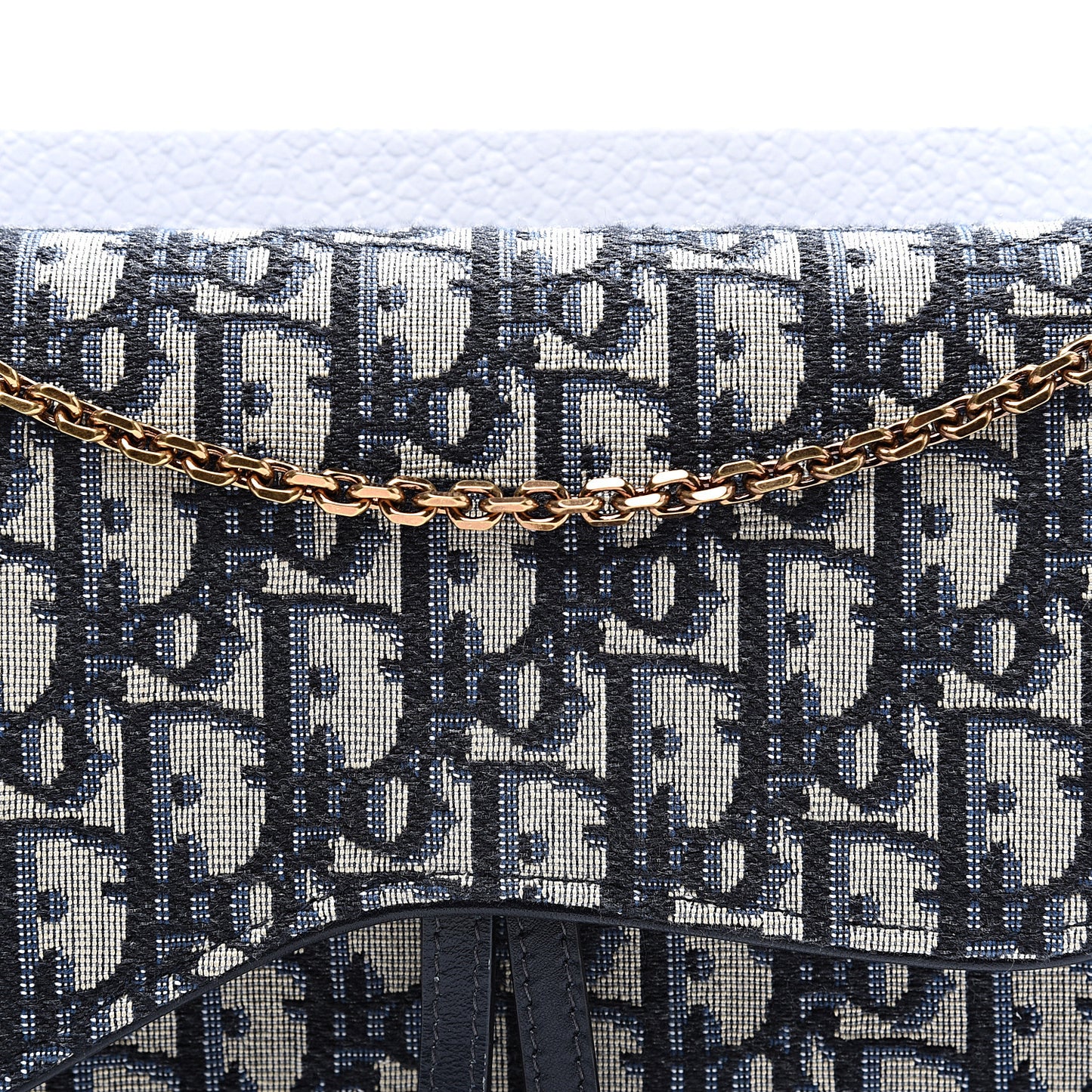 Oblique Saddle Chain Pouch Blue