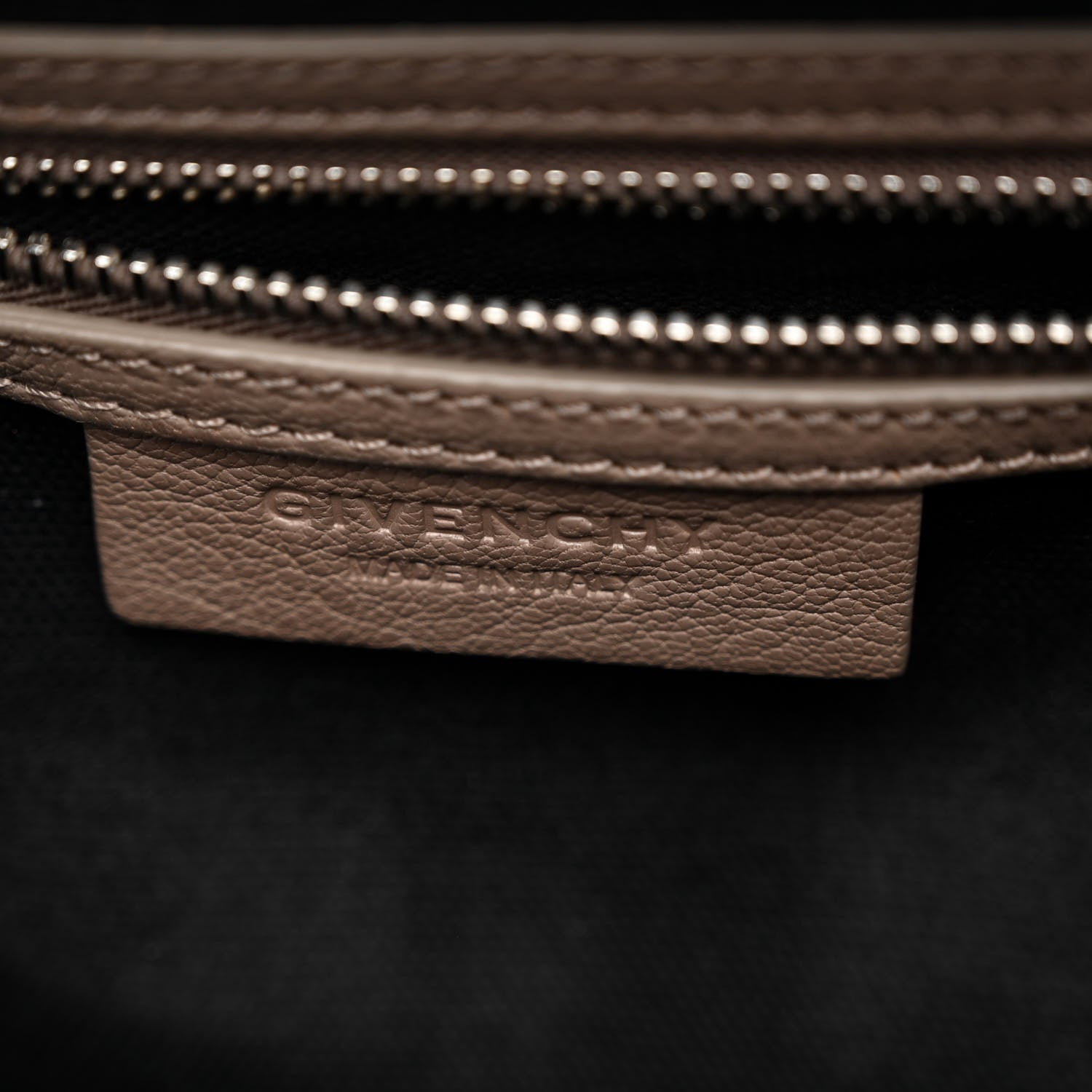 Givenchy Sugar Goatskin Medium Antigona Sand 6 of 12