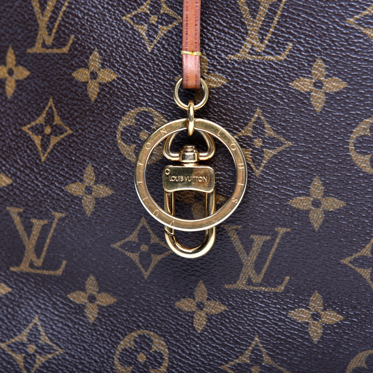 Louis Vuitton Monogram Artsy MM 9 of 10
