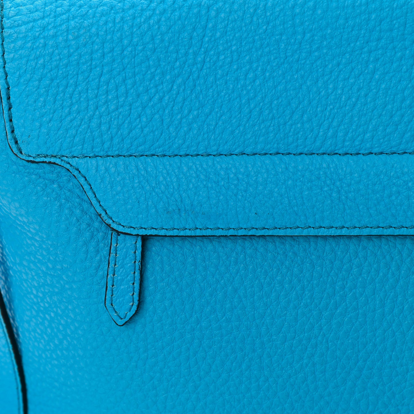 Signature Grain Burleigh Crossbody Bag Blue