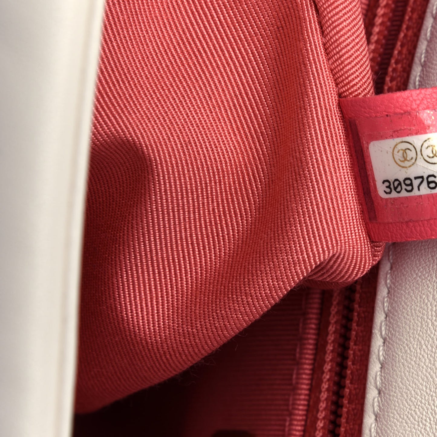 Lambskin Quilted Large Chanel 19 Flap White