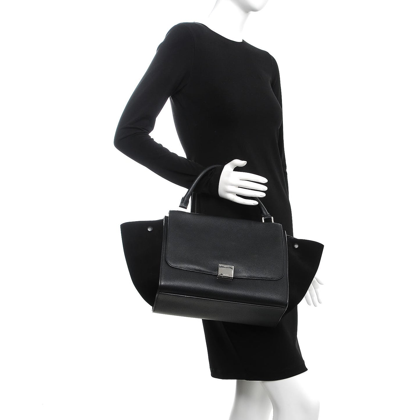 Drummed Calfskin Suede Medium Trapeze Black