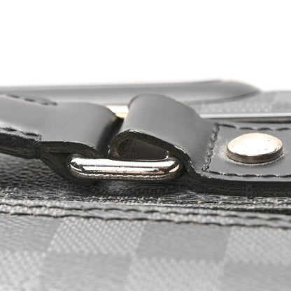 Louis Vuitton Damier Graphite Pilot Case 23 of 32