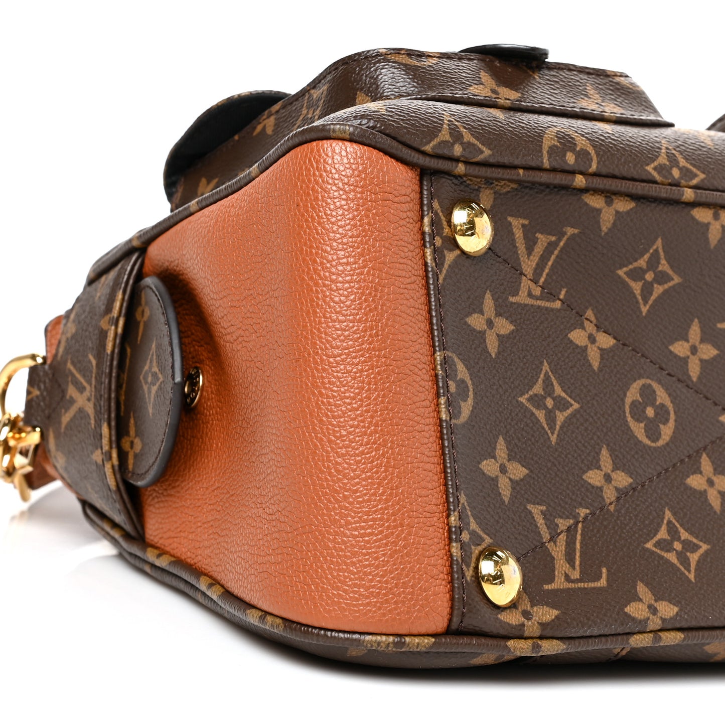 Monogram Manhattan NM Caramel