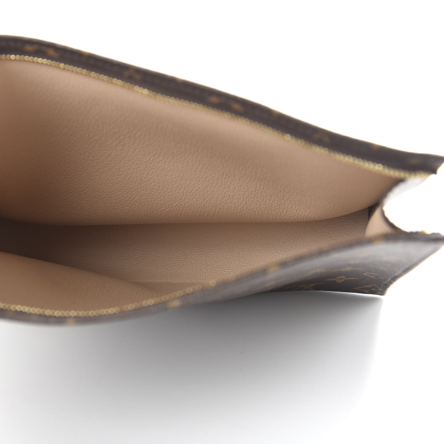 Louis Vuitton Monogram Toiletry Pouch 26 5 of 11
