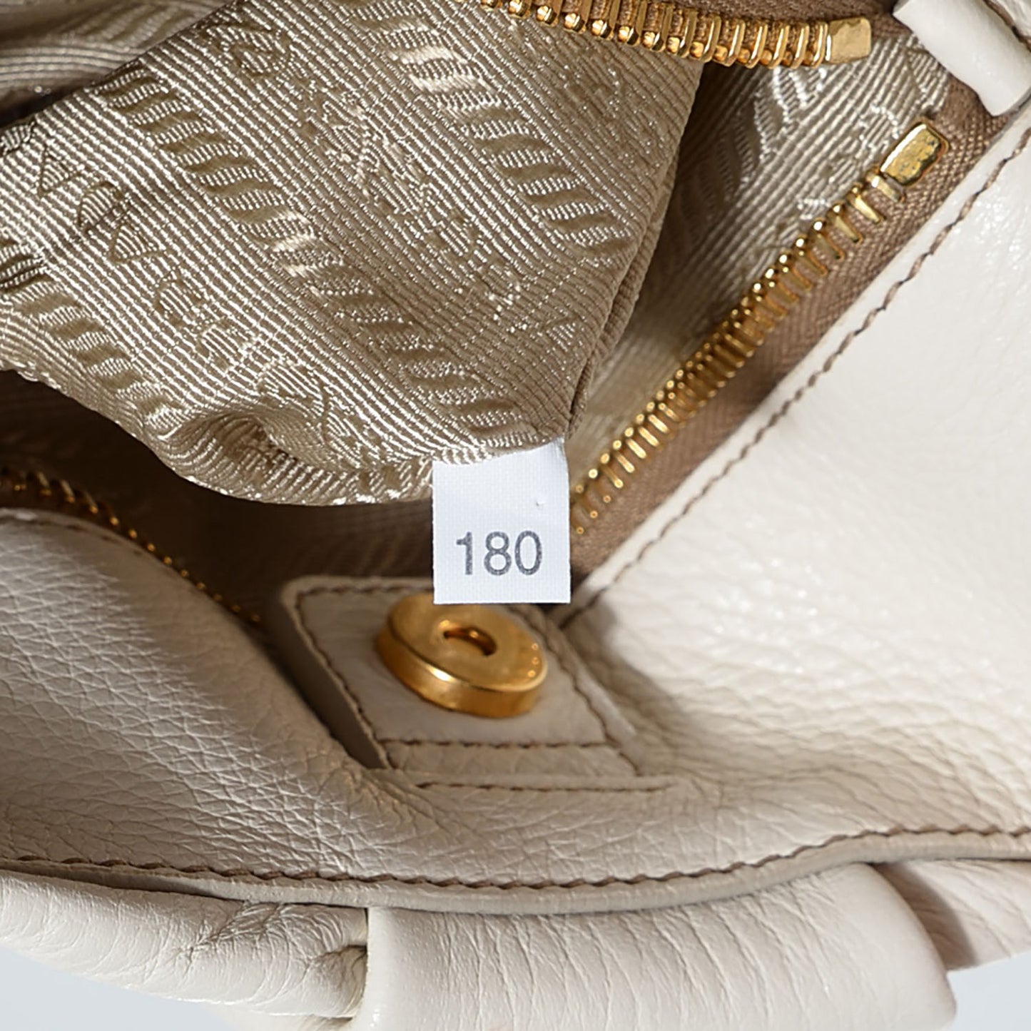 Cervo Pleats Small Shoulder Bag Talco