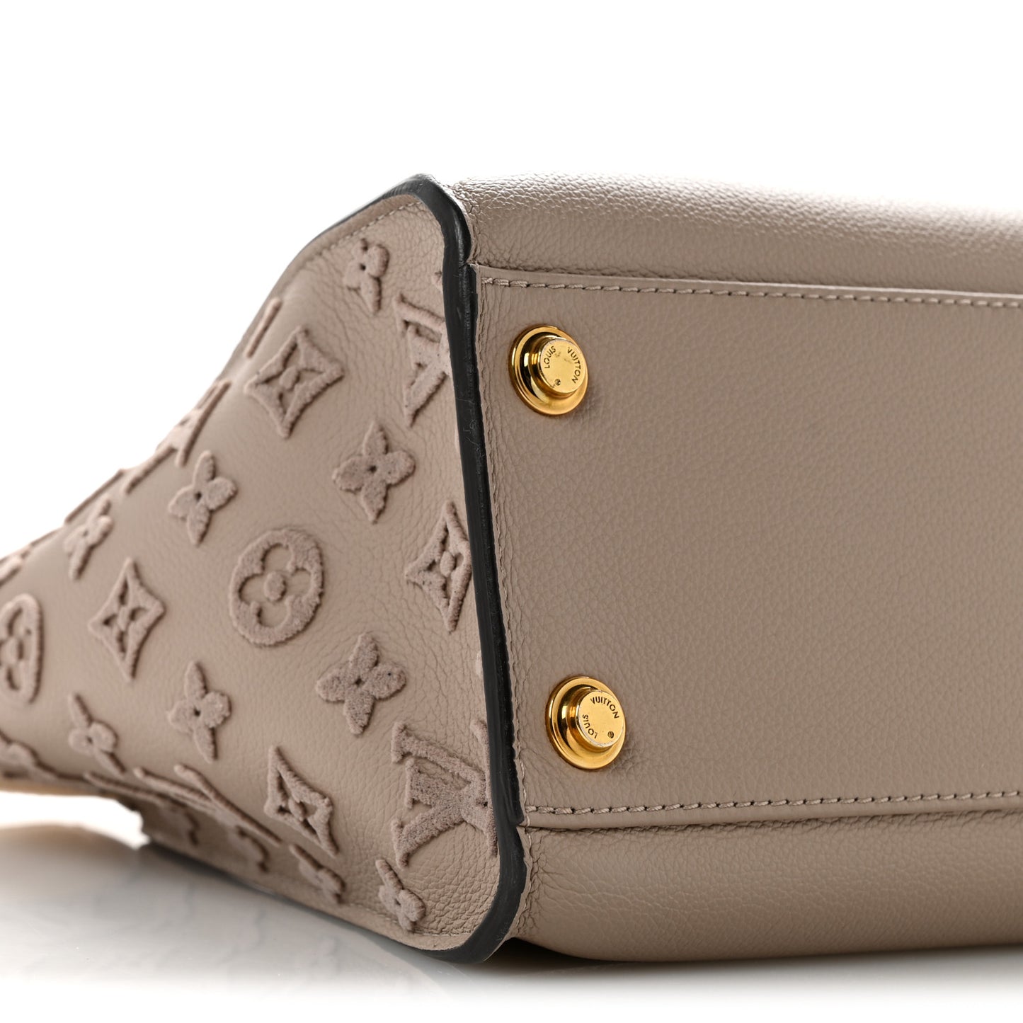 Calfskin Monogram Tufting On My Side Galet