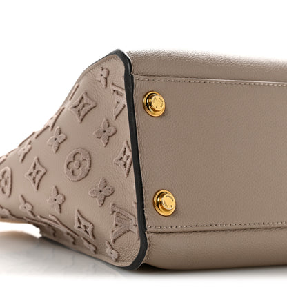 Louis Vuitton Calfskin Monogram Tufting On My Side Galet 8 of 11