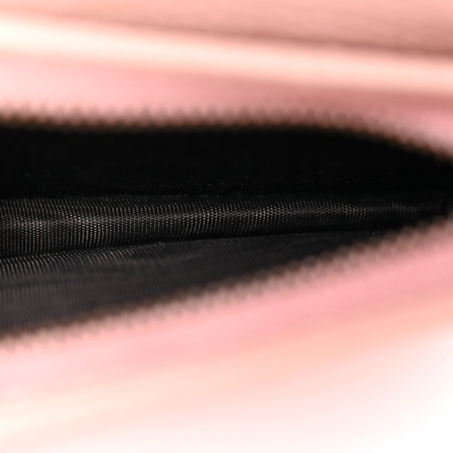 Gucci Cellarius Calfskin Blind for Love Card Case Wallet Perfect Pink 6 of 27