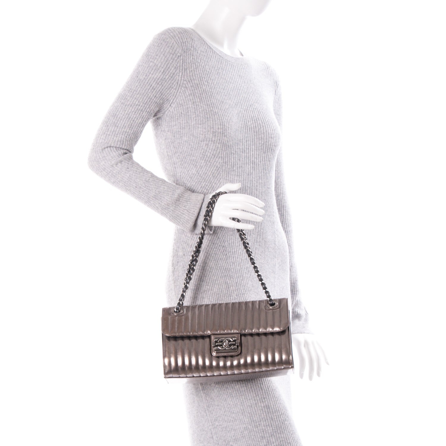 Chanel Metallic Calfskin Maharaja Express Flap Silver 2 of 6