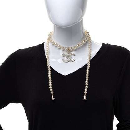 Chanel Pearl Crystal CC Airpods Necklace Gold 2 of 7