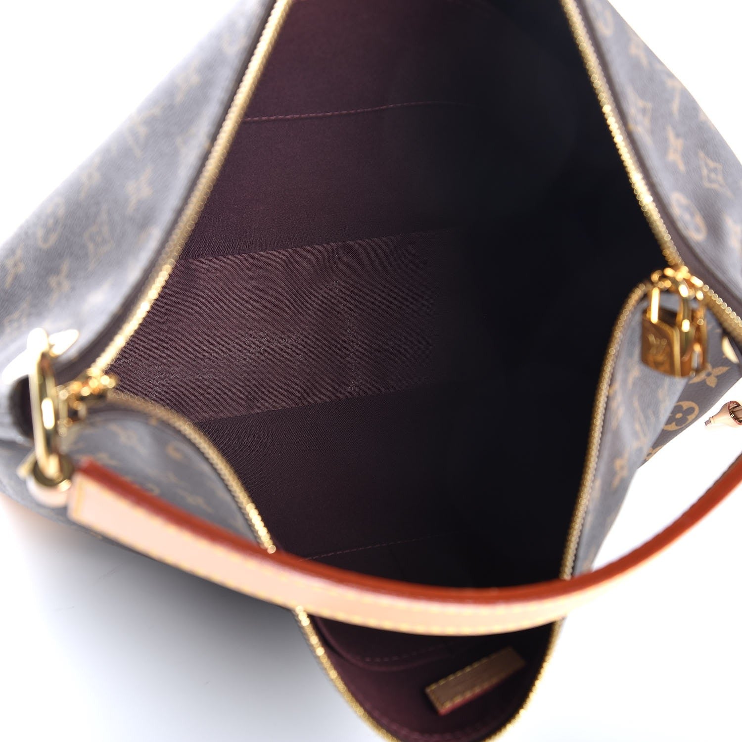 Louis Vuitton Monogram Berri MM 5 of 9