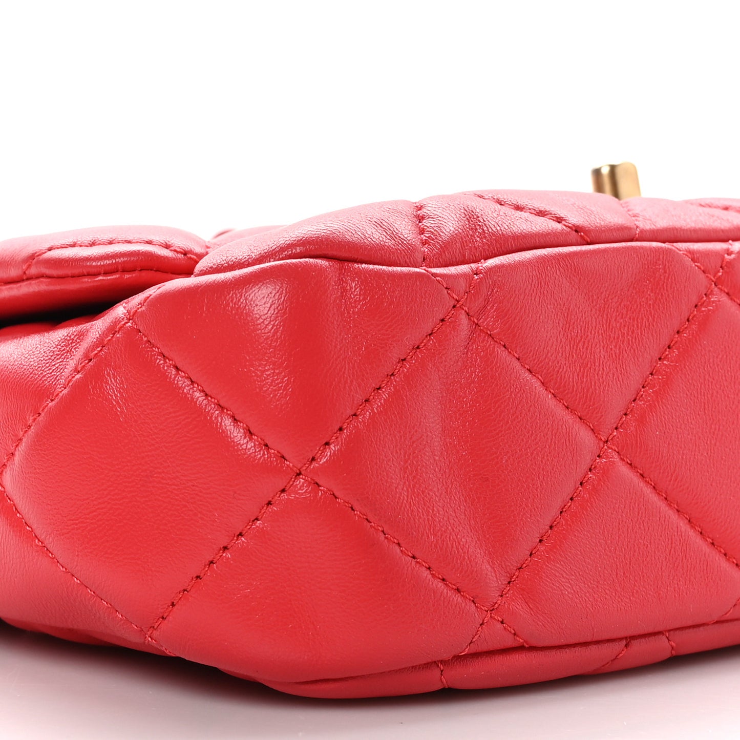 Lambskin Quilted Small Lacquered Chain Flap Red