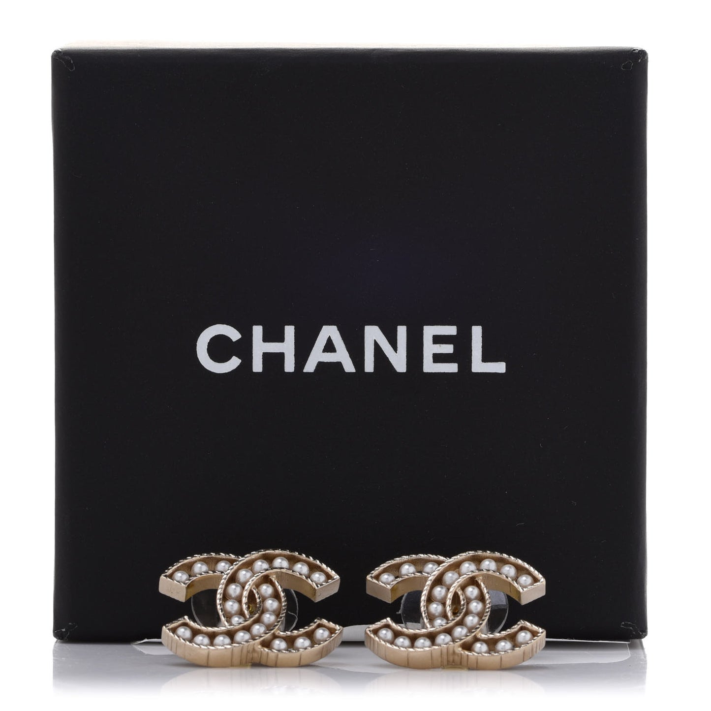 Pearl CC Earrings Gold