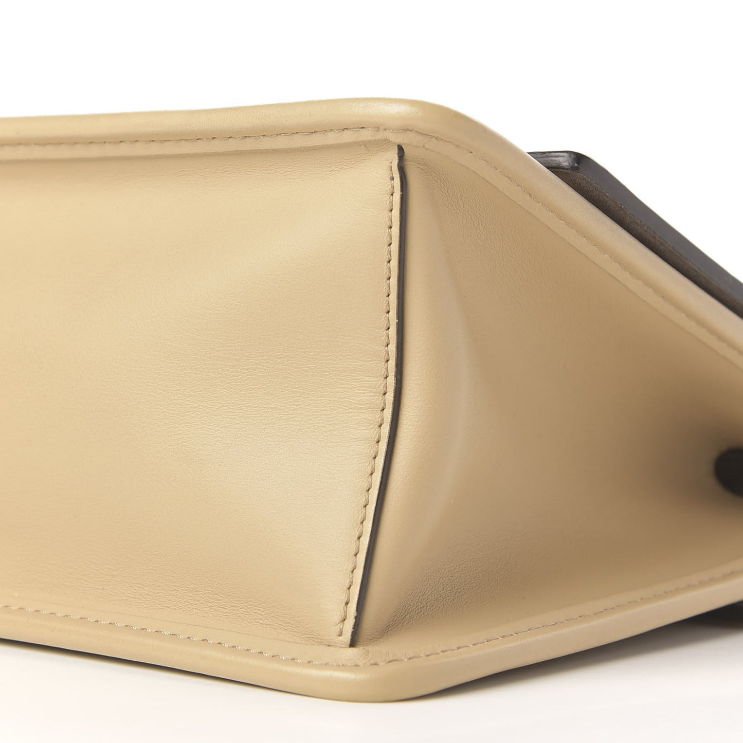 Vitello Century Opaco F is Fendi Kan I Shoulder Bag Amido