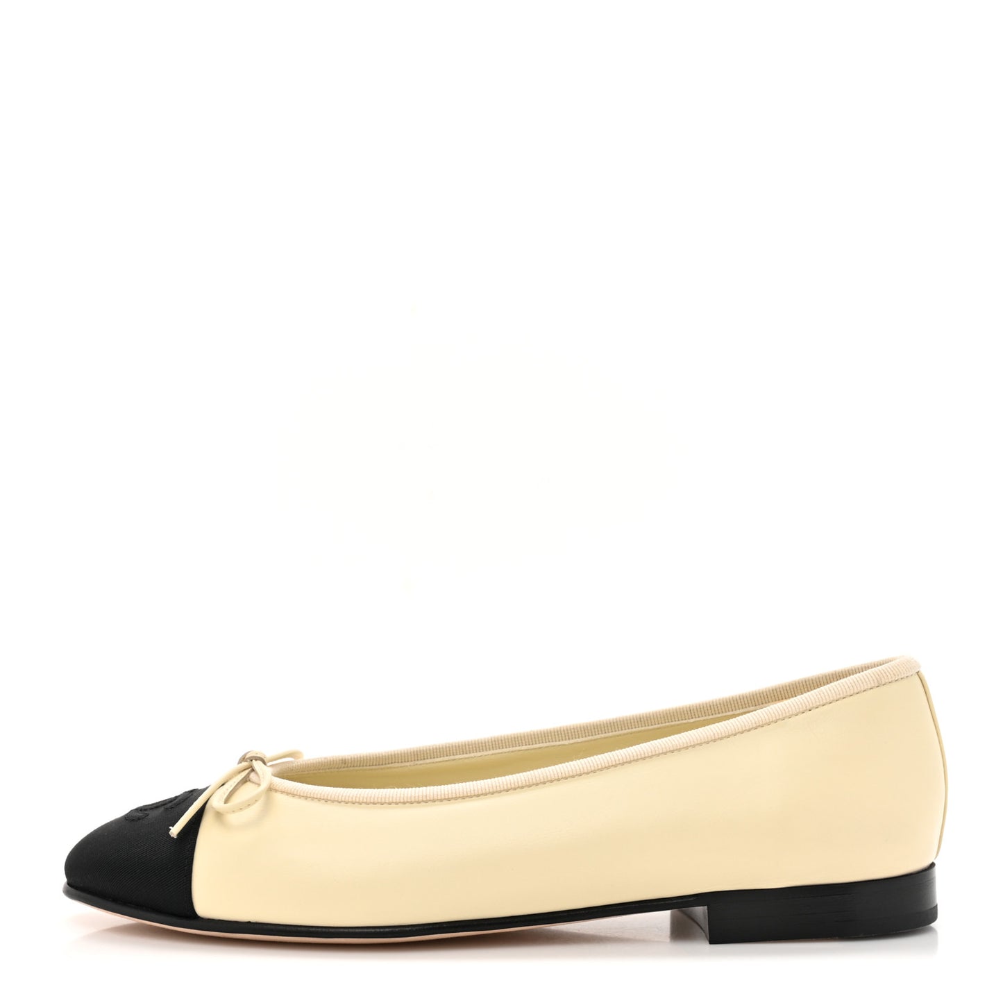 Calfskin Grosgrain Cap Toe CC Ballerina Flats 37 Ivory Black