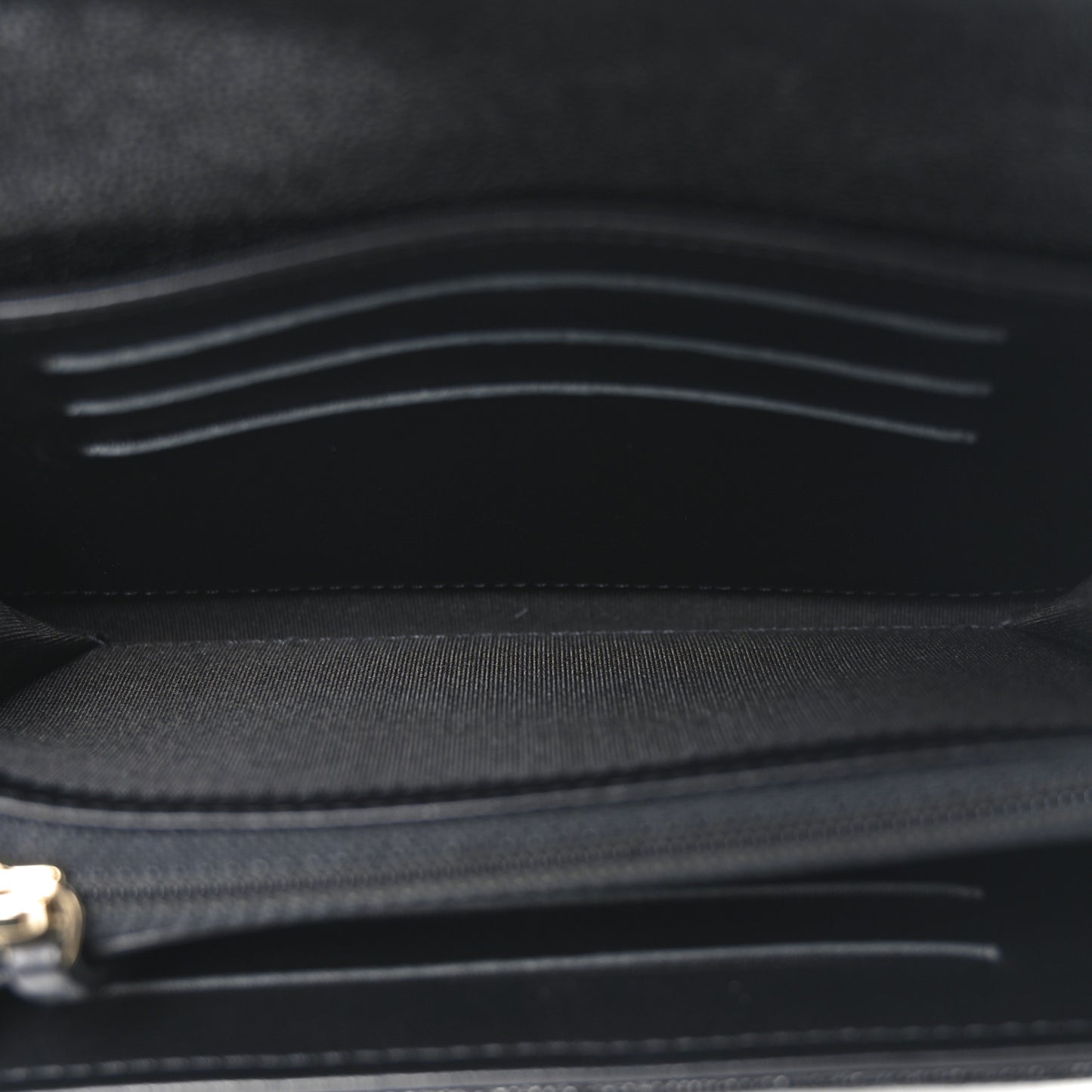 Caviar Quilted Medium Boy Flap Wallet Black