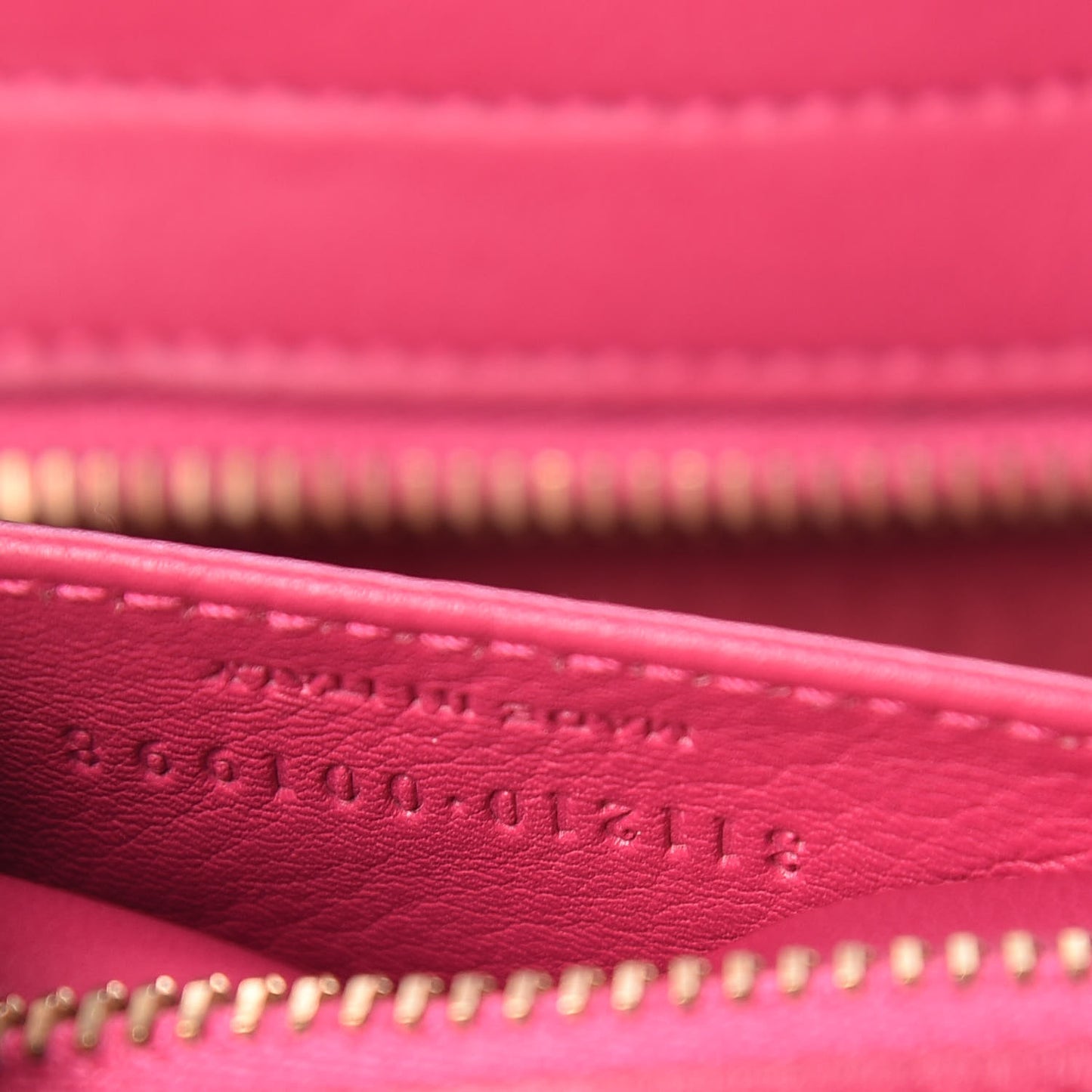 Calfskin Small Classic Y Cabas Fuchsia