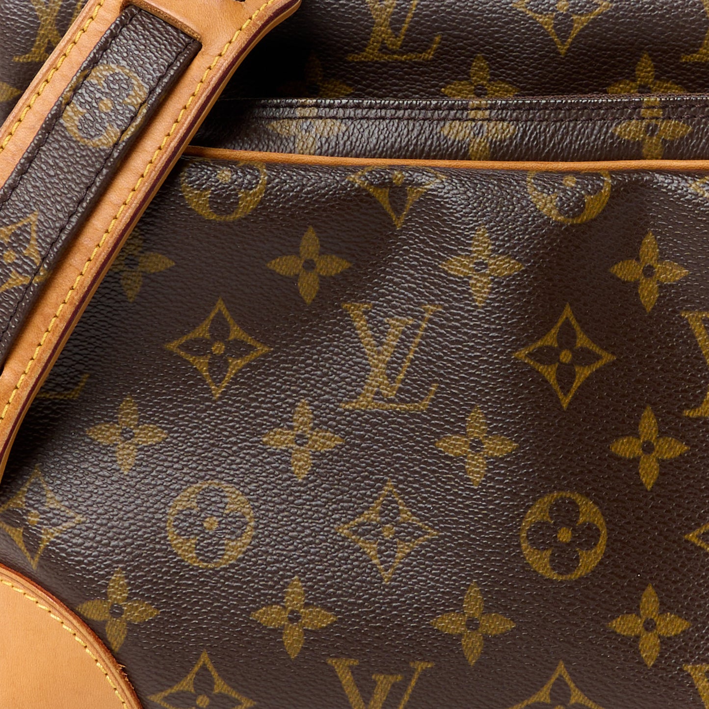 Monogram Nil 28