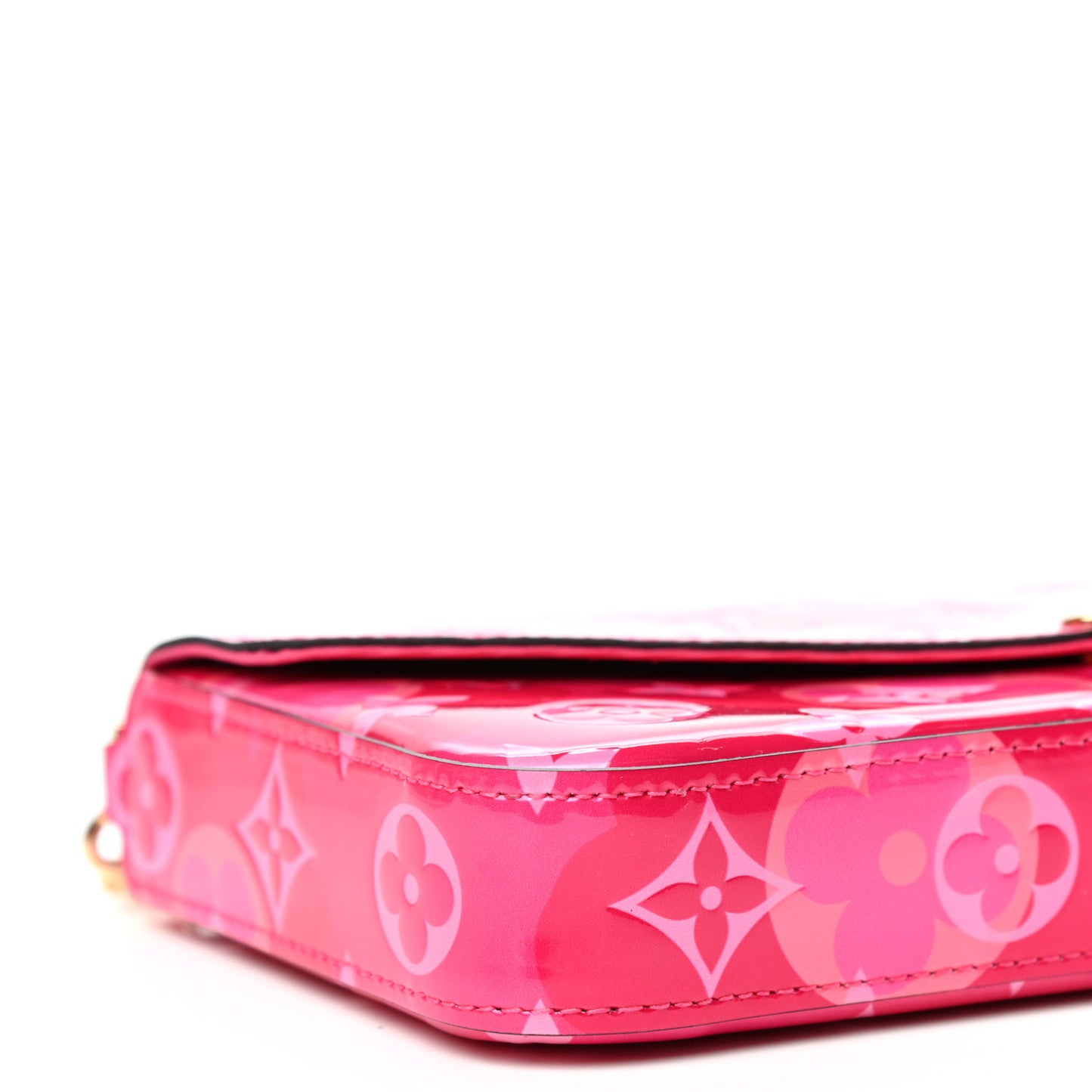 Vernis Valentine Pochette Felicie Chain Wallet Fuchsia