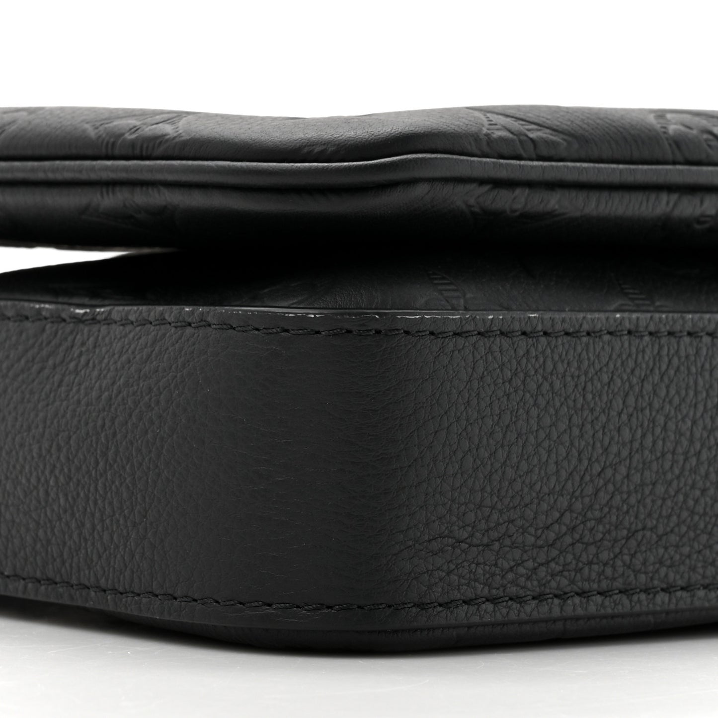 Calfskin Monogram Shadow Trio Messenger Black