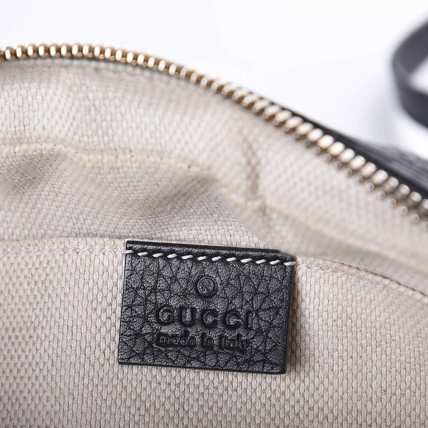 Pebbled Calfskin Small Soho Disco Bag Black