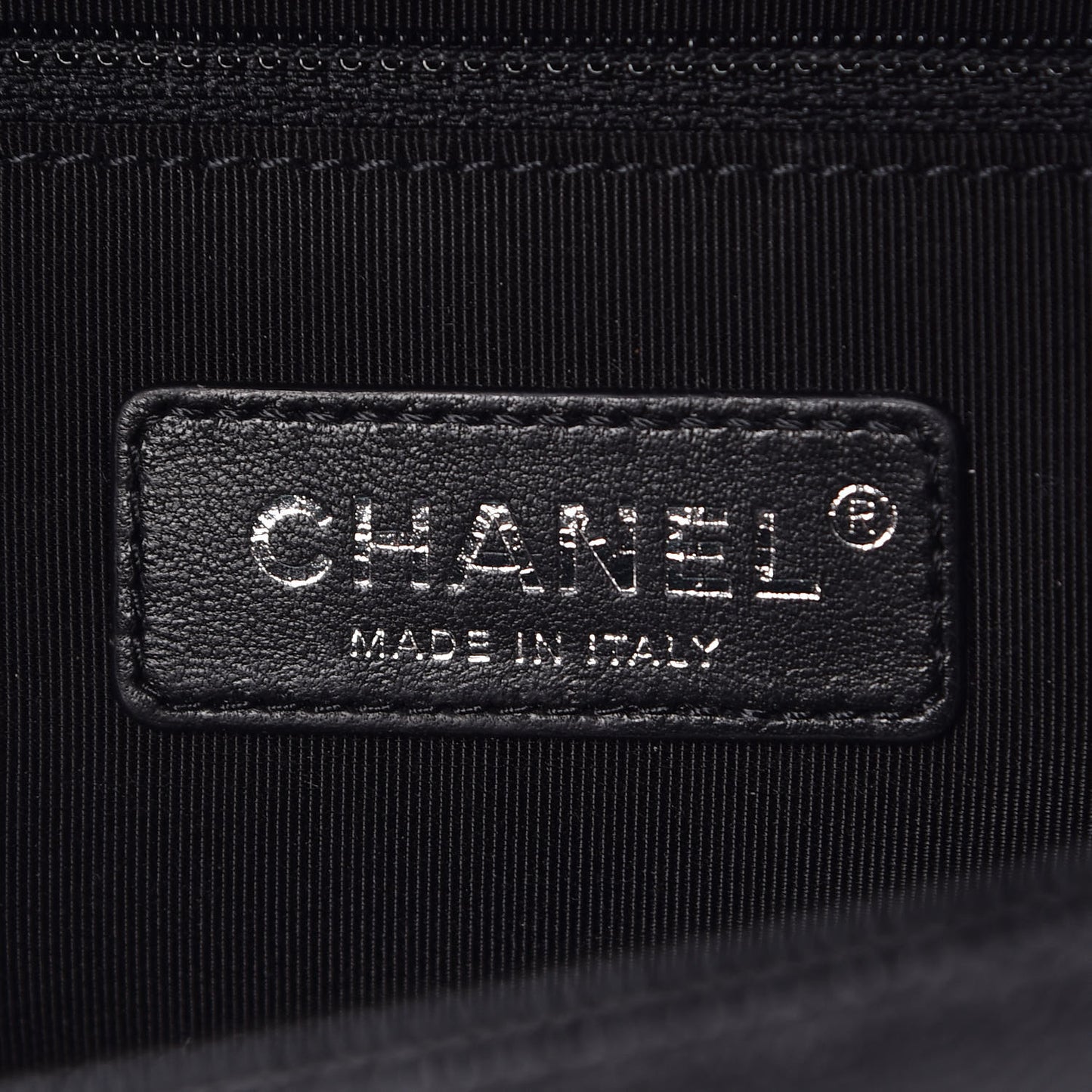 Caviar Quilted New Medium Boy Flap Black