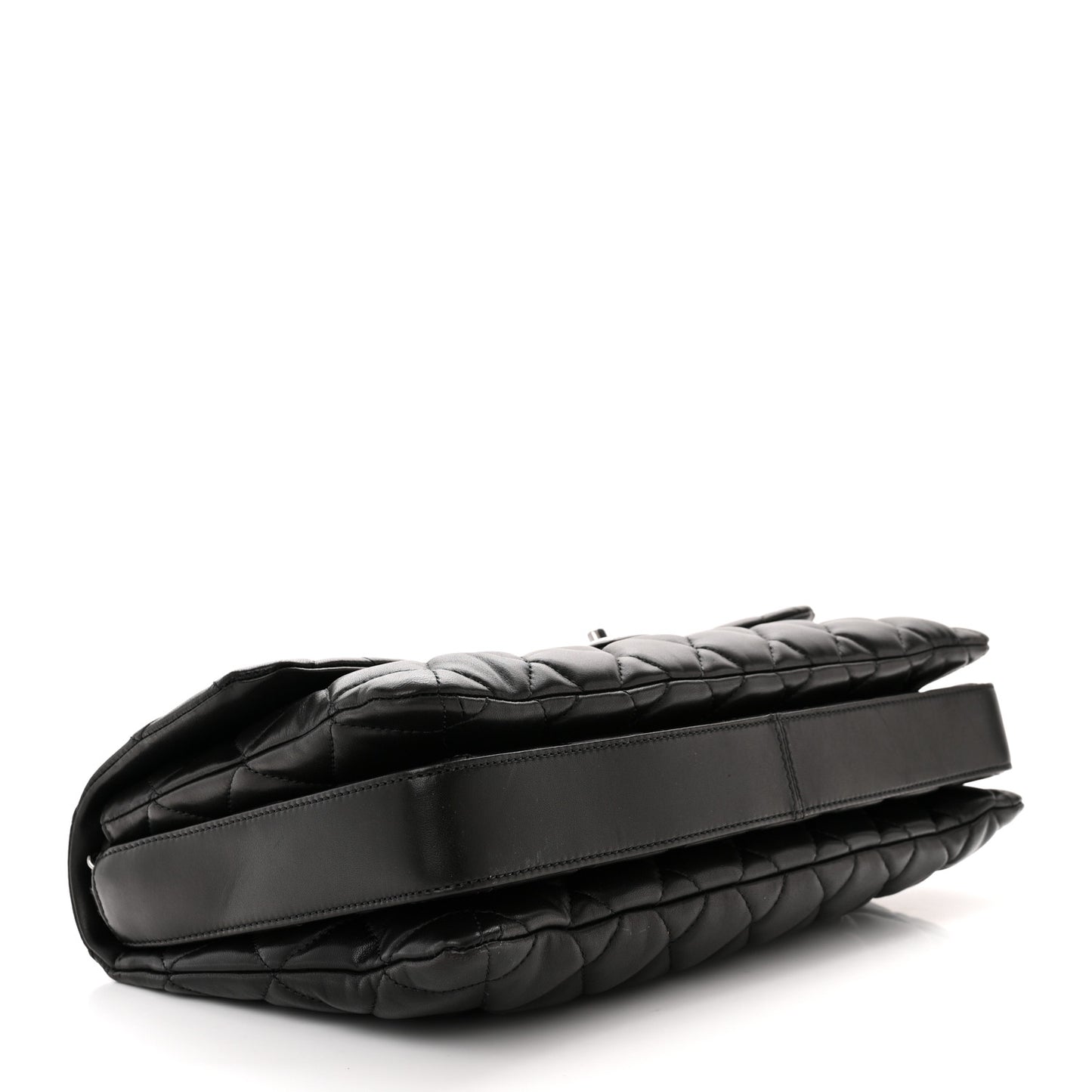 Lambskin Quilted Maxi Chanel 3 Flap Black