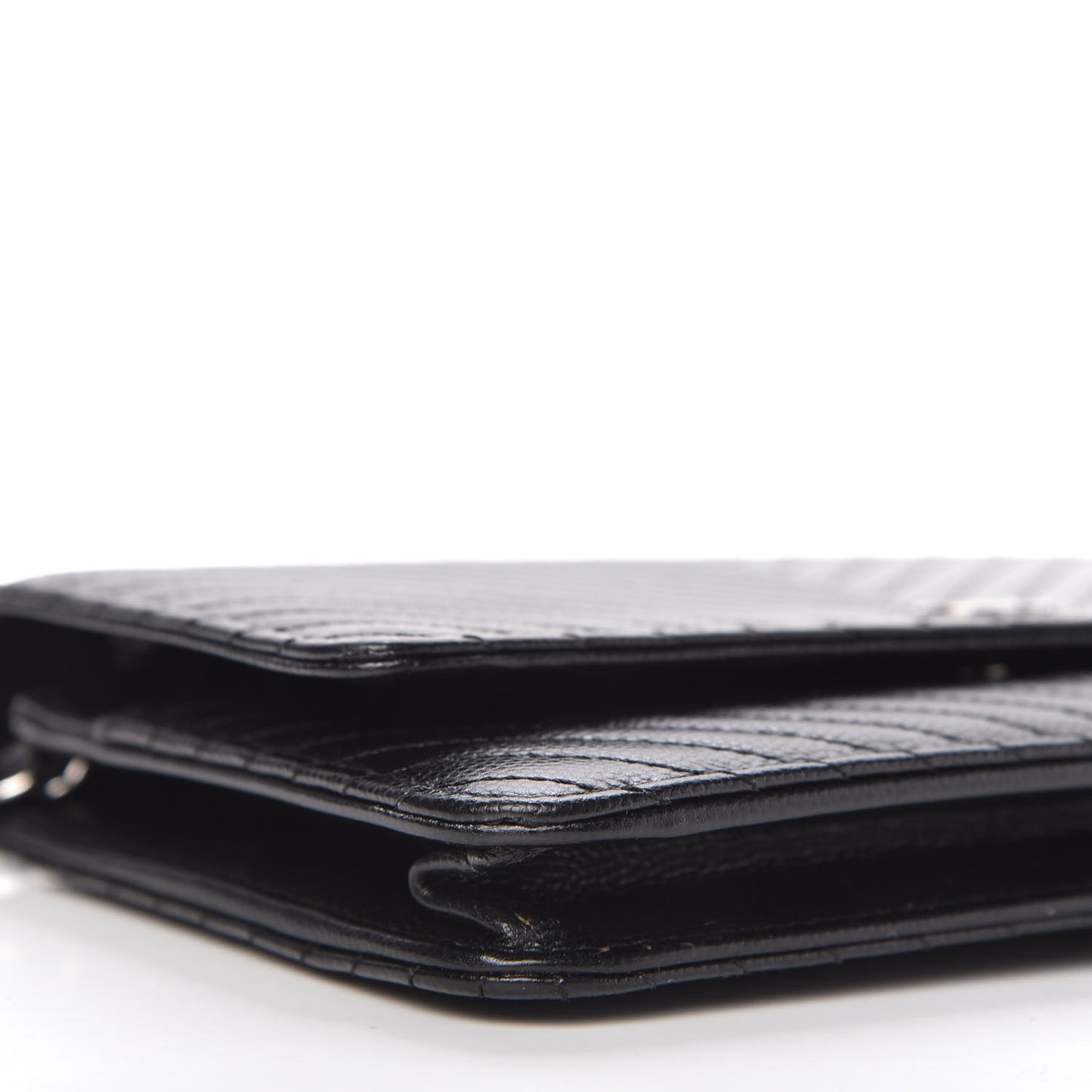 Caviar Chevron Quilted Wallet On Chain WOC Black