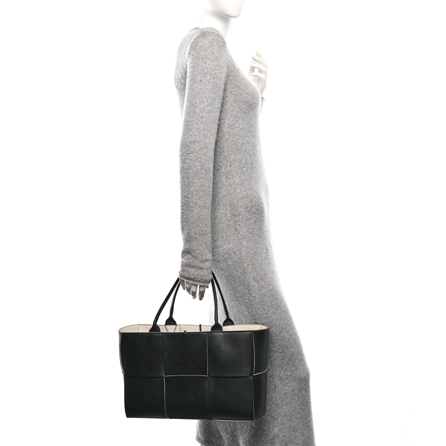 Bottega Veneta Nappa Maxi Intrecciato Medium Arco Tote Black White