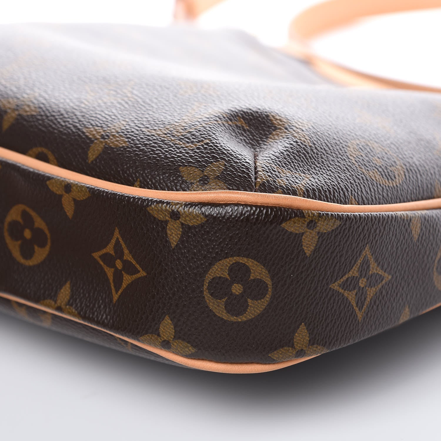 Louis Vuitton Monogram Odeon PM 9 of 11