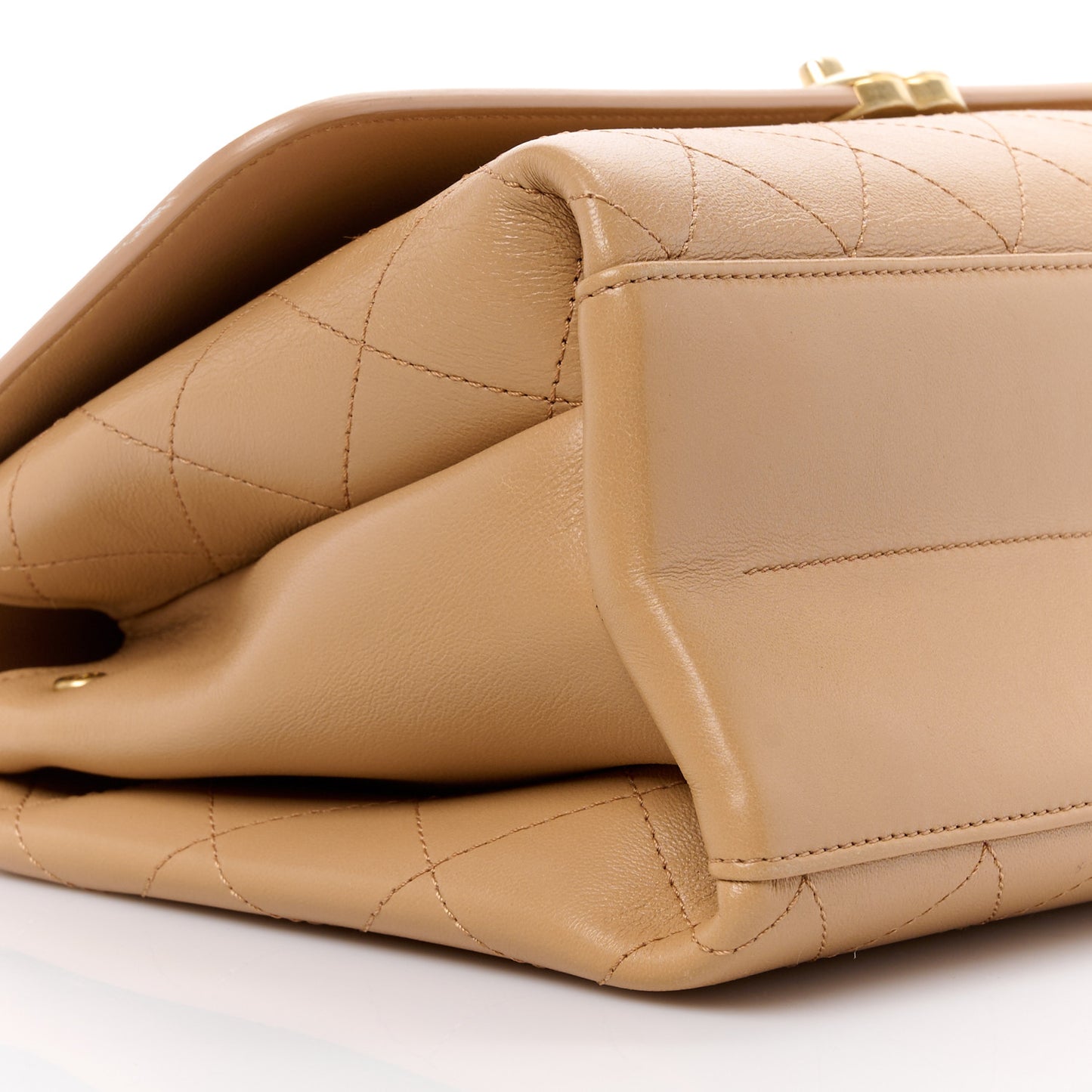 Lambskin Stitched Coco Luxe Medium Flap Beige