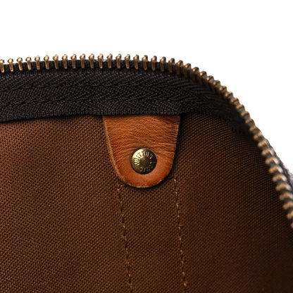 Louis Vuitton Monogram Keepall 50 14 of 34