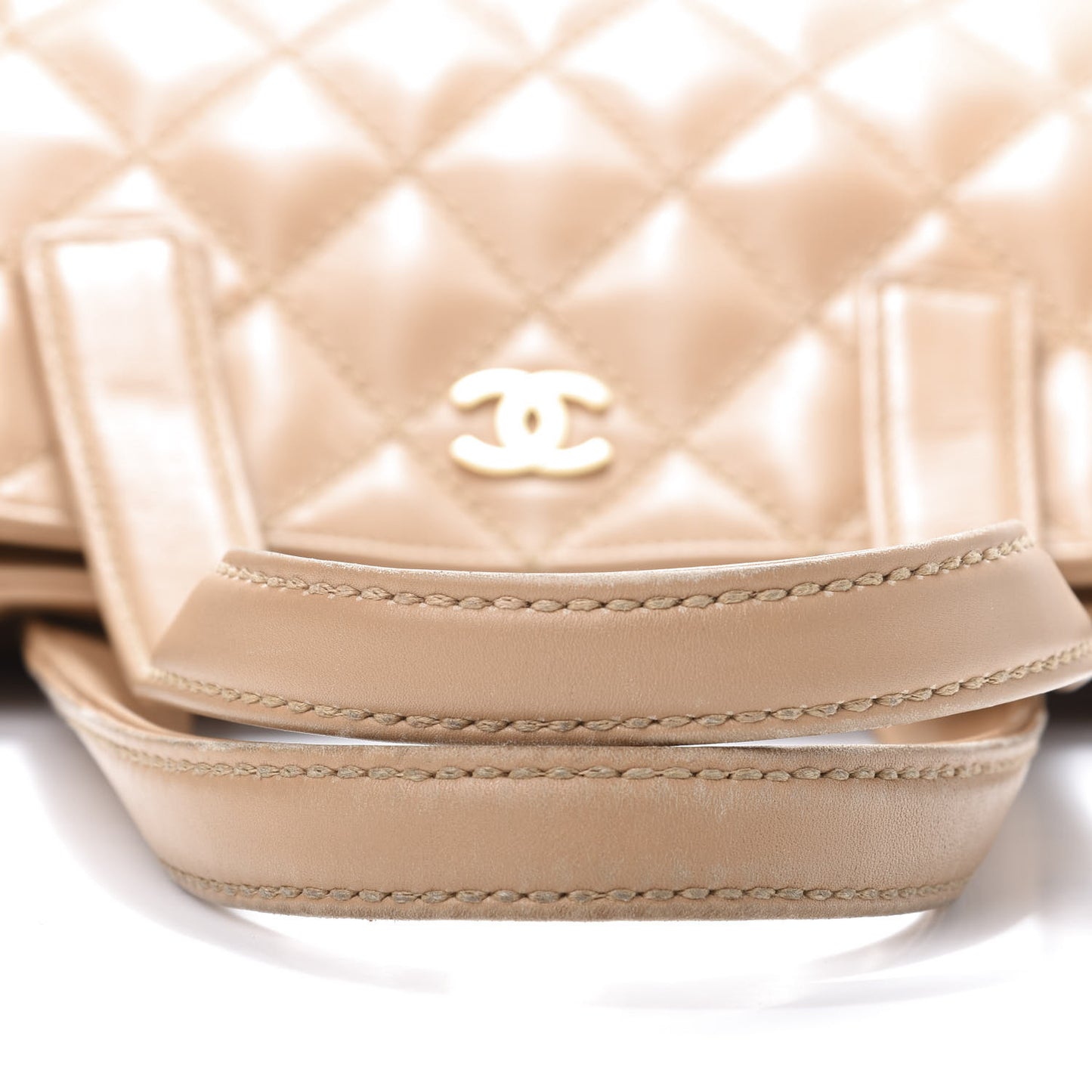 Calfskin Wild Stitch Medium Tote Beige