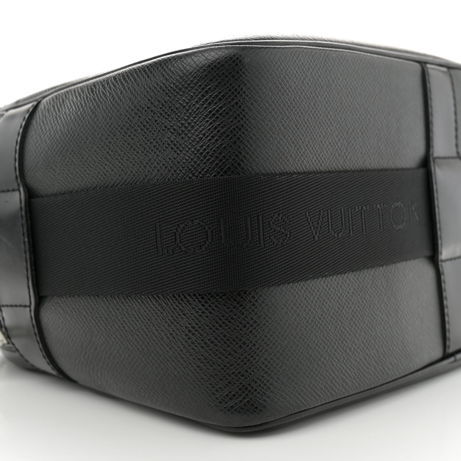 Louis Vuitton Taiga Reporter Messenger Ardoise 9 of 12