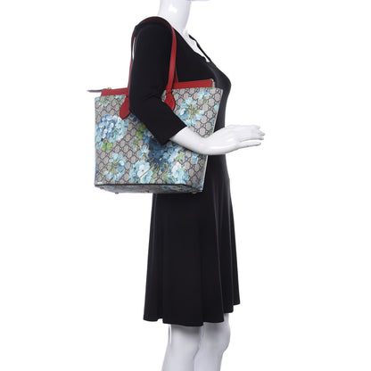 Gucci GG Supreme Monogram Blooms Medium Zippered Bucket Tote Beige Blue Navy Hibiscus Red 2 of 10