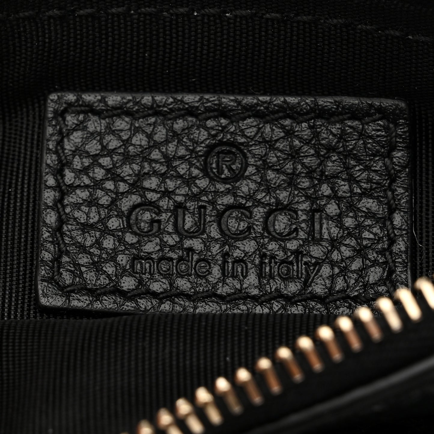 Guccissima GG Emblem Zip Key Case Black