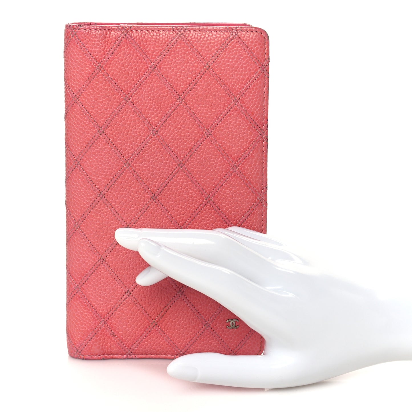 Caviar Diamond Stitched Yen Wallet Pink