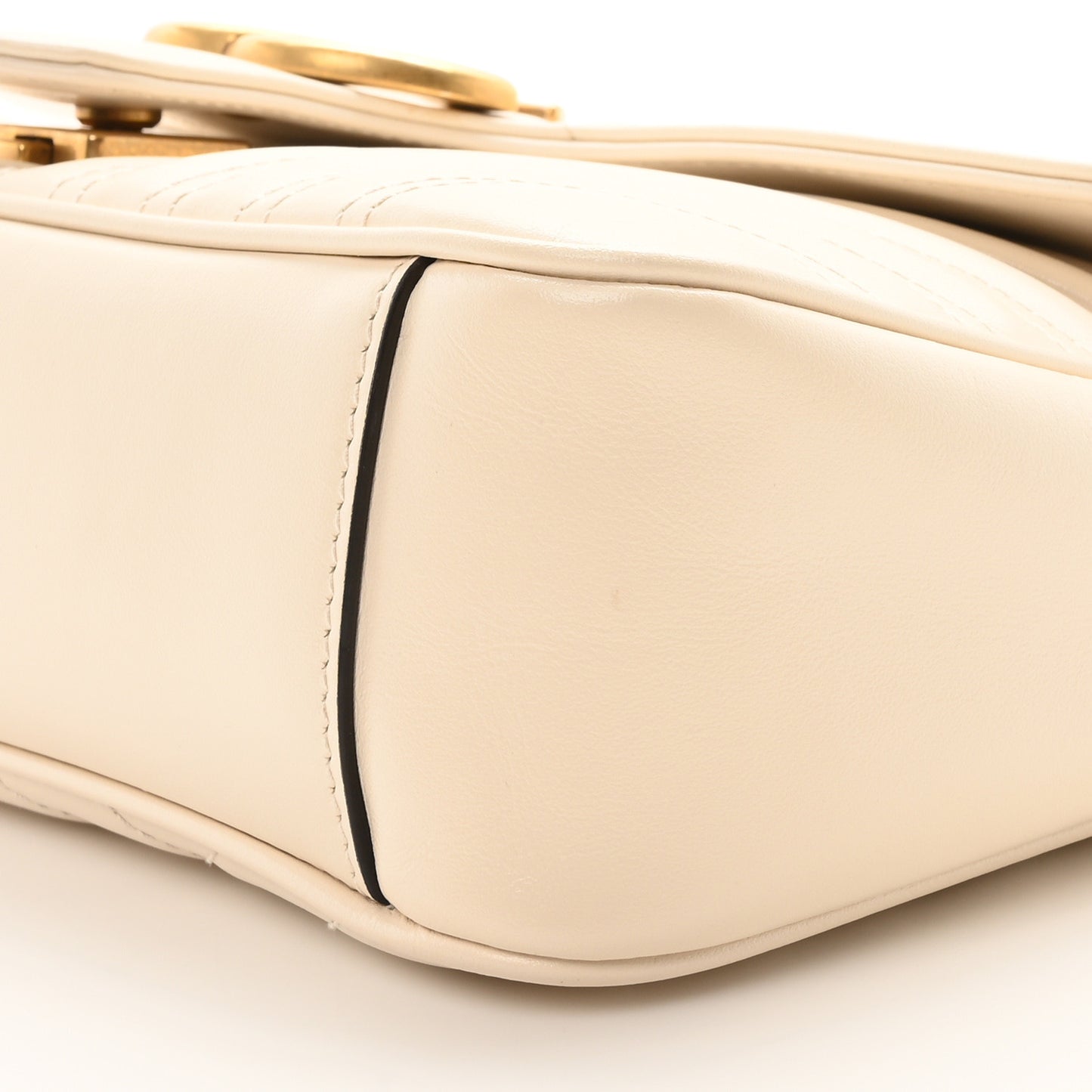 Calfskin Matelasse Small GG Marmont Shoulder Bag White
