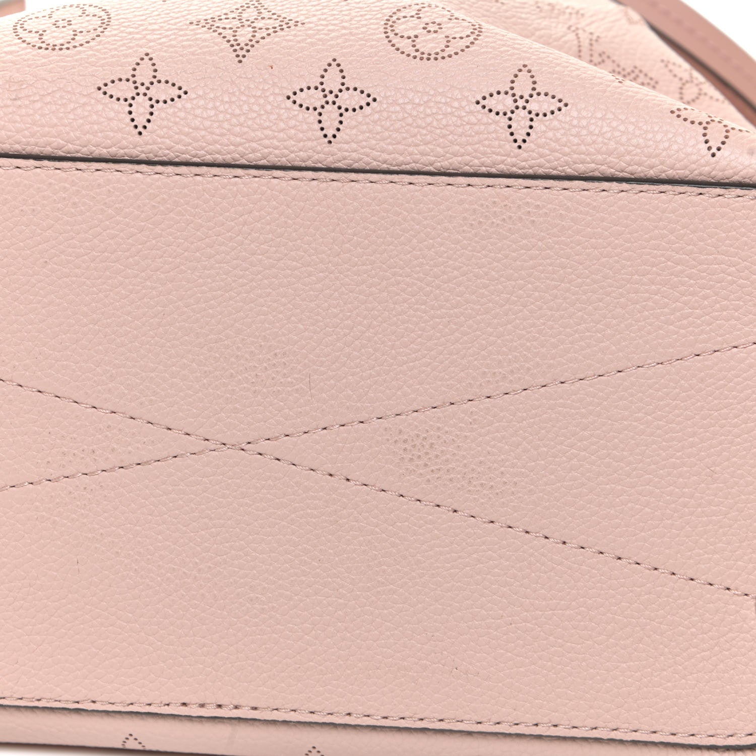 Louis Vuitton Mahina Girolata Magnolia 12 of 14