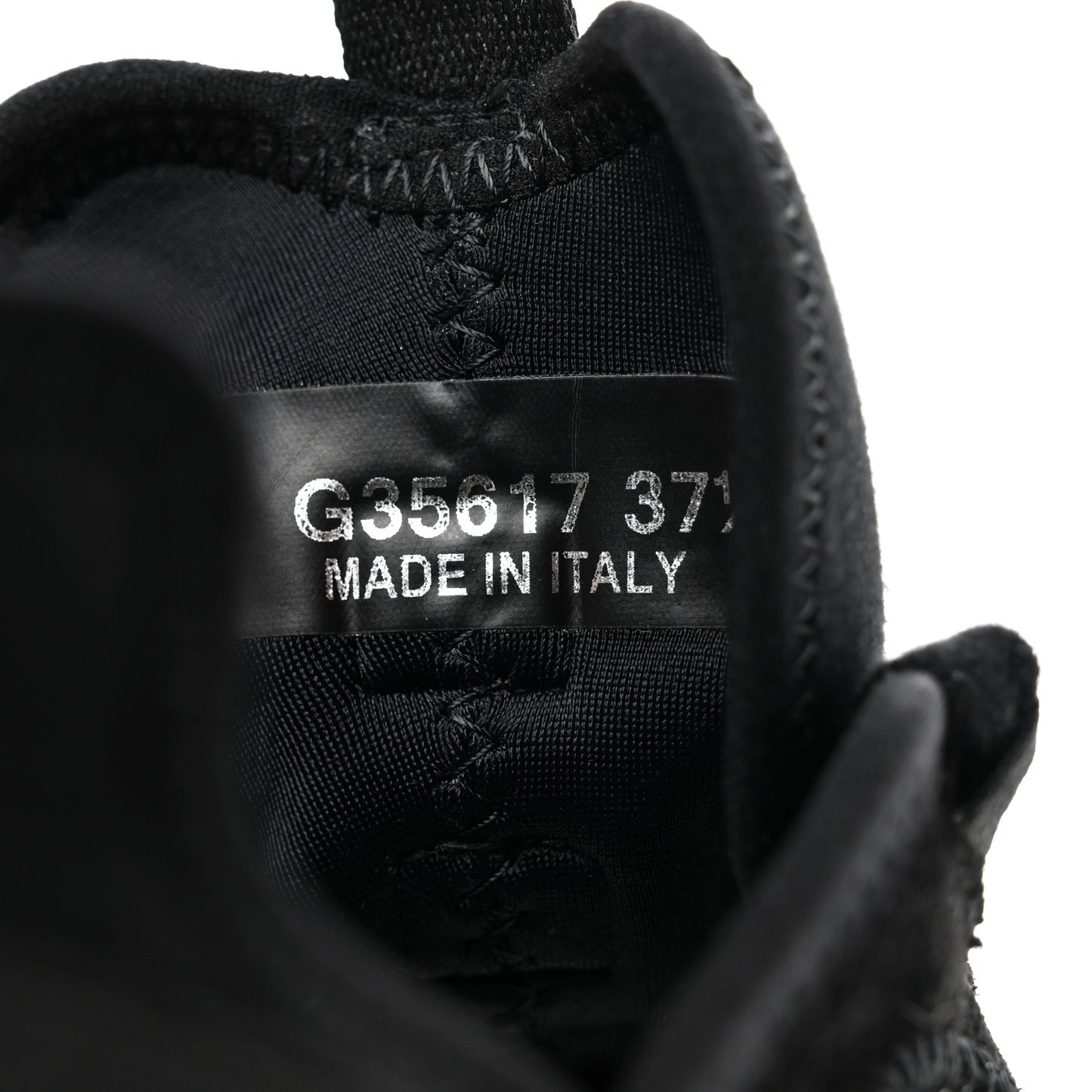 Velvet Calfskin Mixed Fibers CC Sneakers 37.5 Black