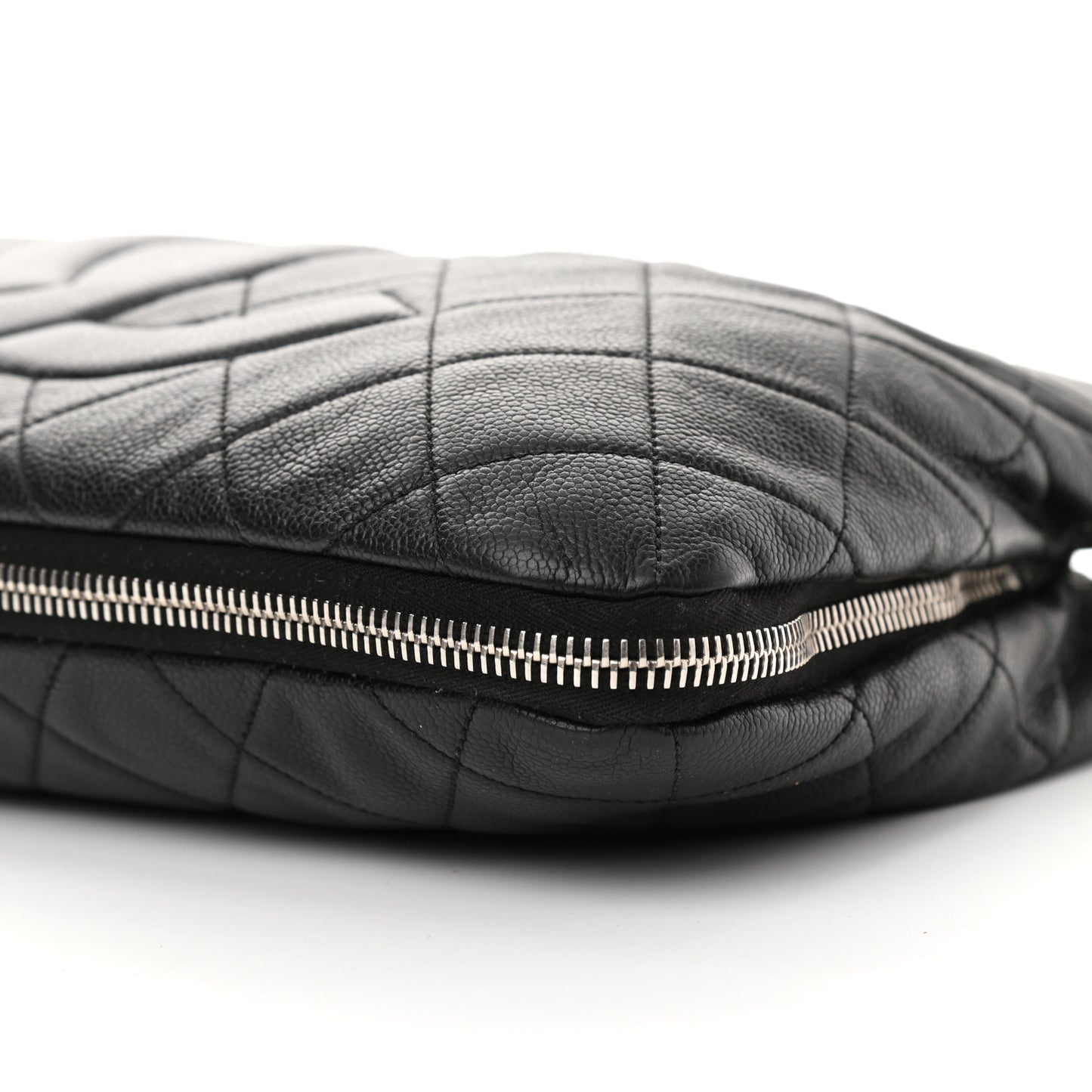 Caviar Quilted Expandable Zip Shoulder Bag Black